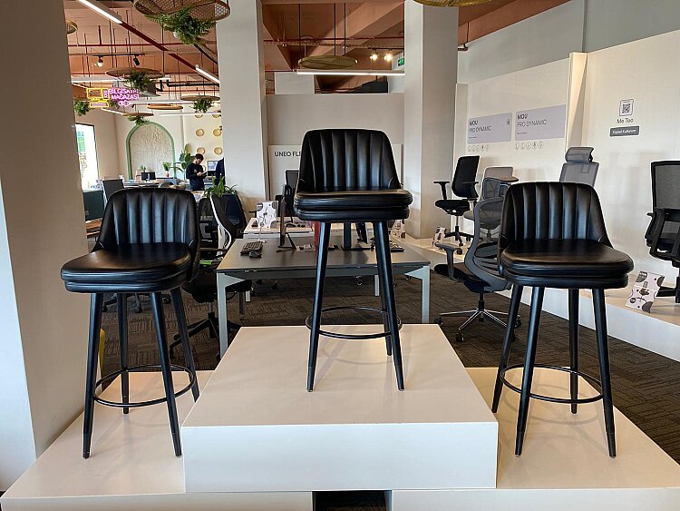 ATOM OFİS - DERİ DÖŞEME AHŞAP AYAK BAR SANDALYESİ(1 YIL GARANTİ) - 1