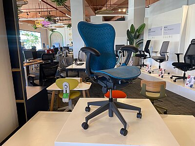 ATOM OFİS - HERMAN MILLER MIRRA - MAVİ (1 YIL GARANTİ) - ATOM OFİS (1)