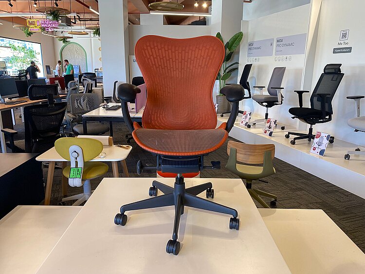 ATOM OFİS - HERMAN MILLER MIRRA - TURUNCU (1 YIL GARANTİ) - 1