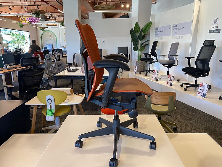 ATOM OFİS - HERMAN MILLER MIRRA - TURUNCU (1 YIL GARANTİ) - 3