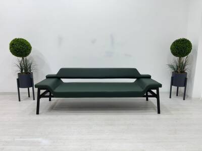 MARTİN KOYU YEŞİL BEKLEME KANEPESİ - 3